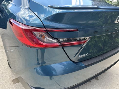 Used 2025 Toyota Camry SE FWD image 12
