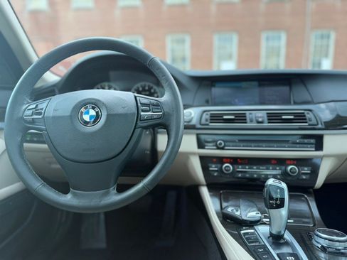 Used 2013 BMW 535i xDrive Sedan AWD/4WD image 19