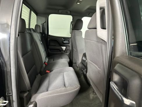 Used 2017 Chevrolet Silverado 1500 LT w/ Midnight Edition image 27