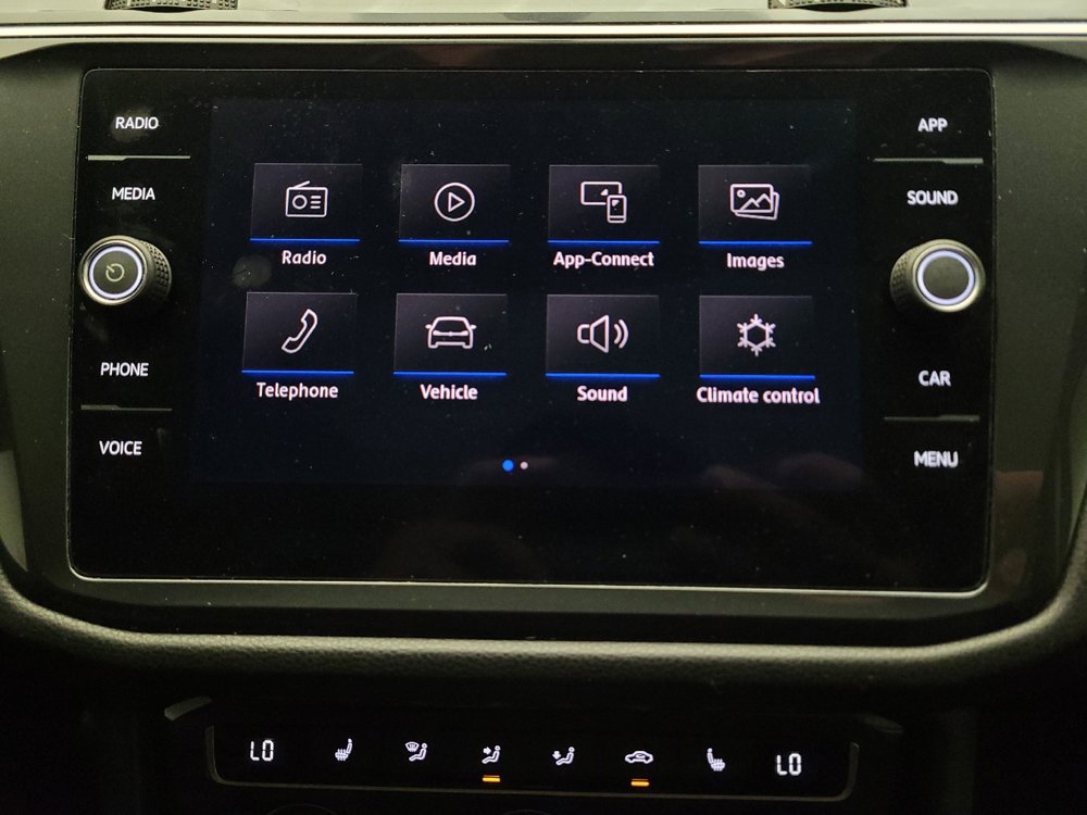 Used 2020 Volkswagen Tiguan SE w/ Panoramic Sunroof Package FWD image 25