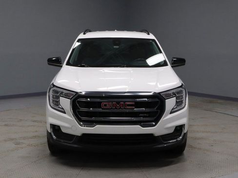Used 2022 GMC Terrain AT4 w/ Infotainment Package II AWD/4WD image 7