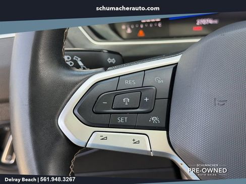 Used 2024 Volkswagen Tiguan SE FWD image 24