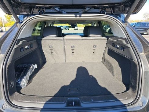 Used 2023 Buick Envision Avenir image 11