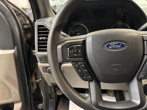 Used 2022 Ford F250 XLT w/ XLT Value Package AWD/4WD image 16