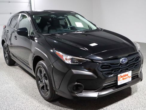 Used 2024 Subaru Crosstrek 2.0i image 5