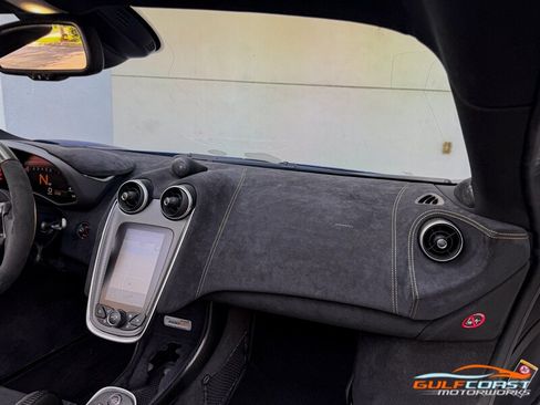 Used 2020 McLaren 600LT Spider RWD image 32