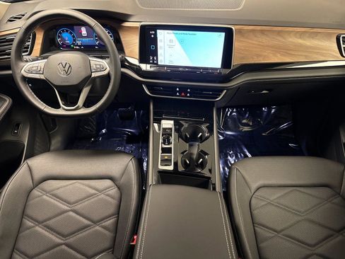New 2026 Volkswagen Atlas SE image 12