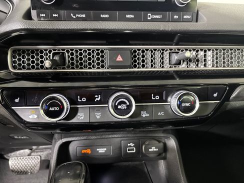 Used 2022 Honda Civic EX-L image 16