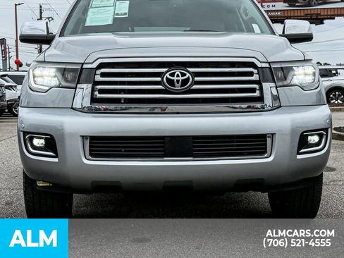 Used 2021 Toyota Sequoia Platinum RWD image 6