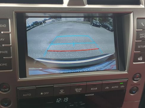 Used 2021 Lexus GX 460 Premium w/ Premium Package image 26