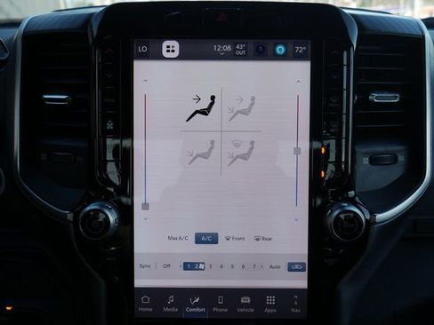 Used 2025 RAM 2500 Big Horn image 21