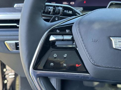 New 2025 Cadillac Escalade IQ Sport 2 image 31