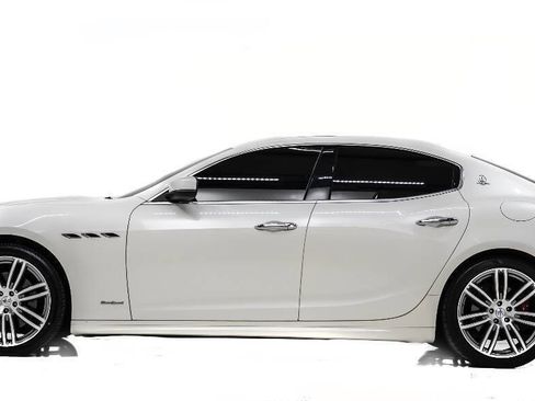 Used 2018 Maserati Ghibli S GranSport image 6