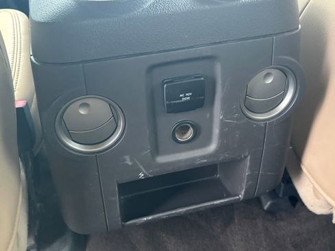 Used 2016 Ford F350 Lariat w/ Chrome Package image 41