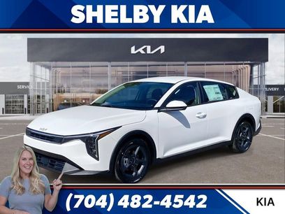 New 2026 Kia K4 LXS