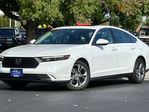 Used 2023 Honda Accord EX image 1