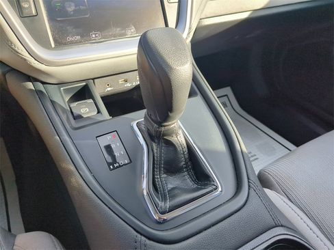 Certified 2021 Subaru Legacy Base w/ Alloy Wheel Package image 22