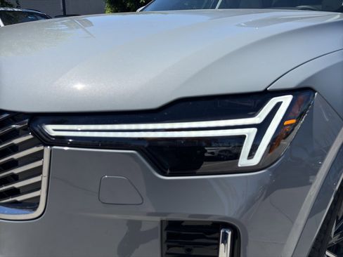 New 2026 Volvo XC90 T8 Ultra w/ Protection Package Premier AWD/4WD image 11
