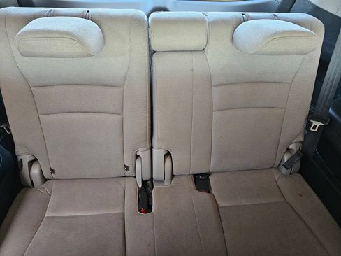 Used 2016 Honda Pilot LX image 12