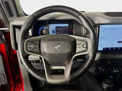 Used 2024 Ford Bronco Big Bend image 13