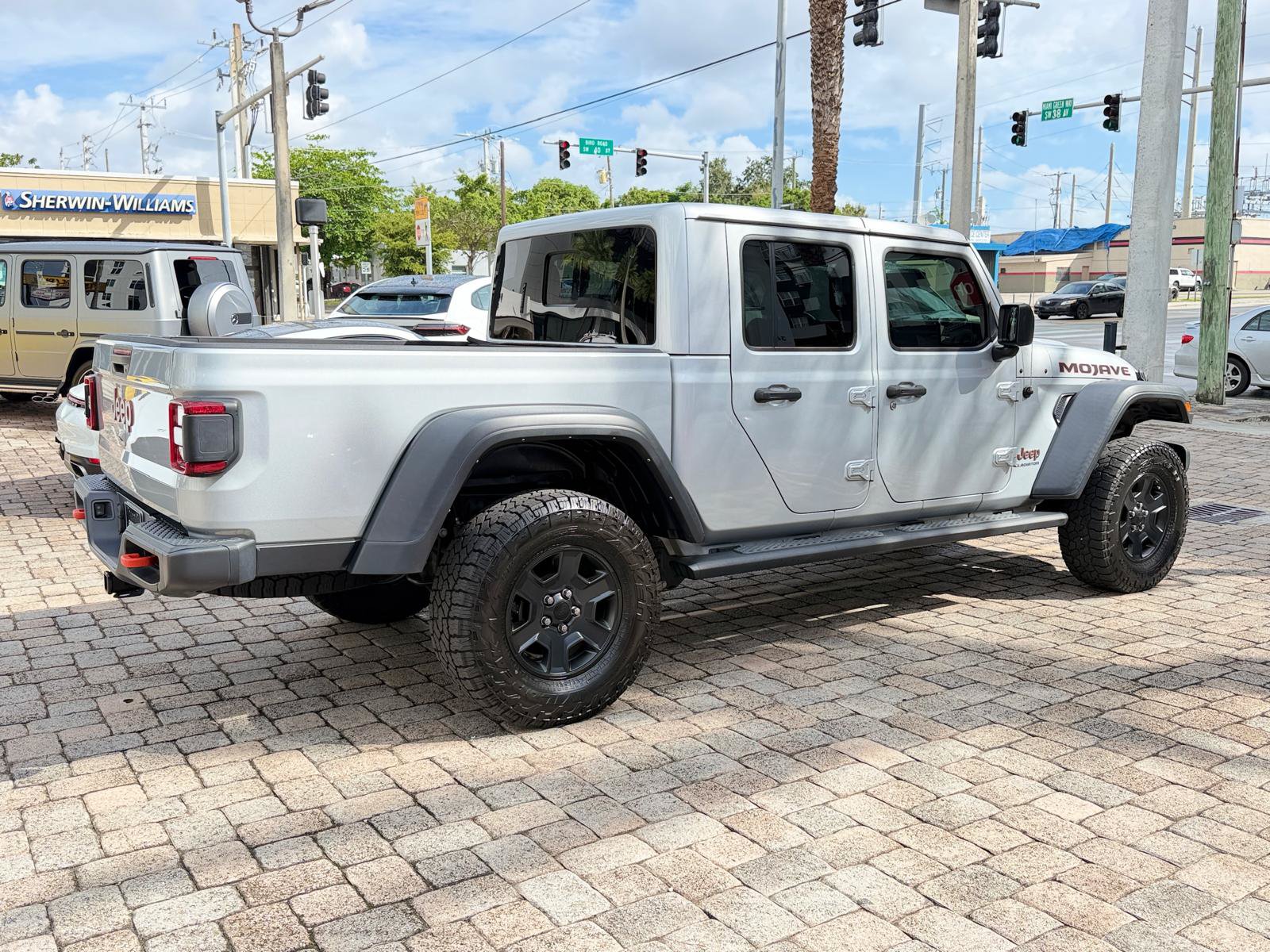 Used 2022 Jeep Gladiator Mojave w/ LED Lighting Group AWD/4WD image 10