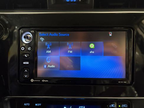 Used 2017 Toyota Corolla iM FWD image 39