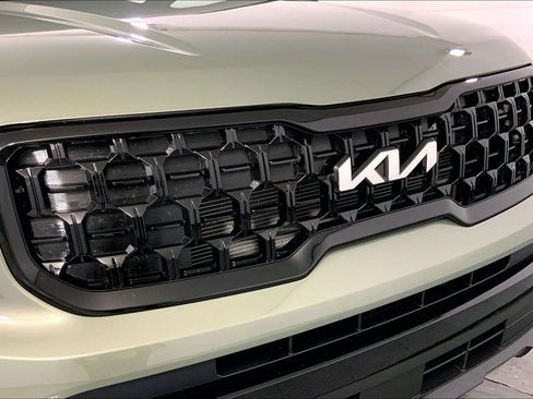 Certified 2024 Kia Telluride EX X-Line image 30