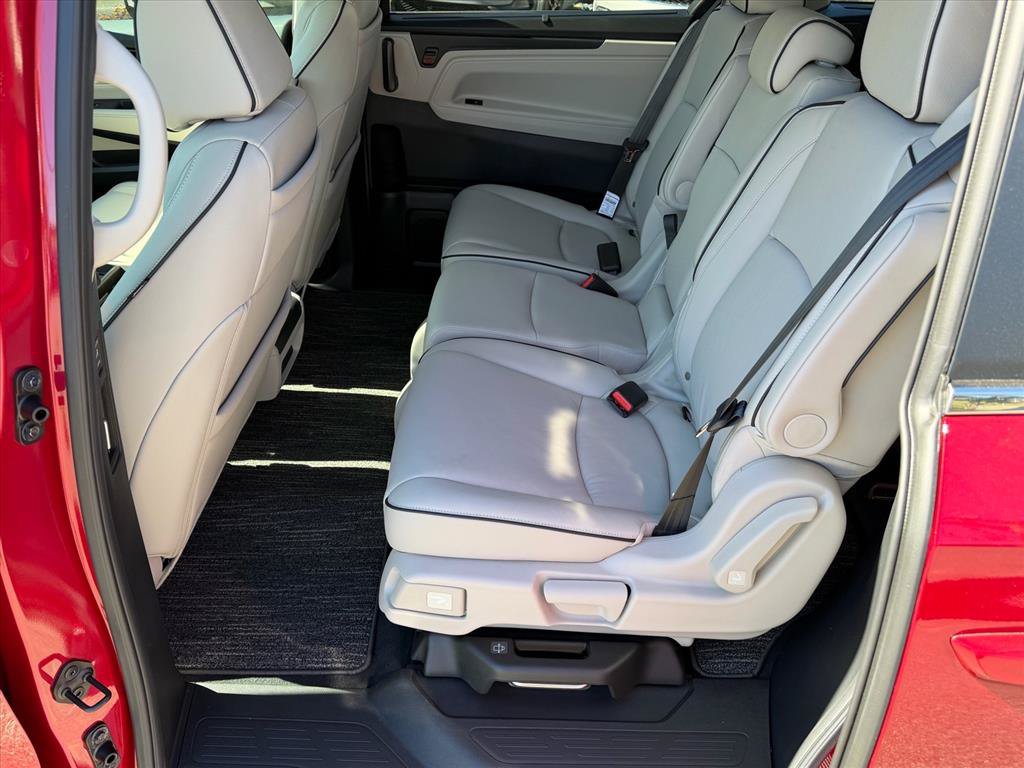 New 2027 Honda Odyssey Touring image 10