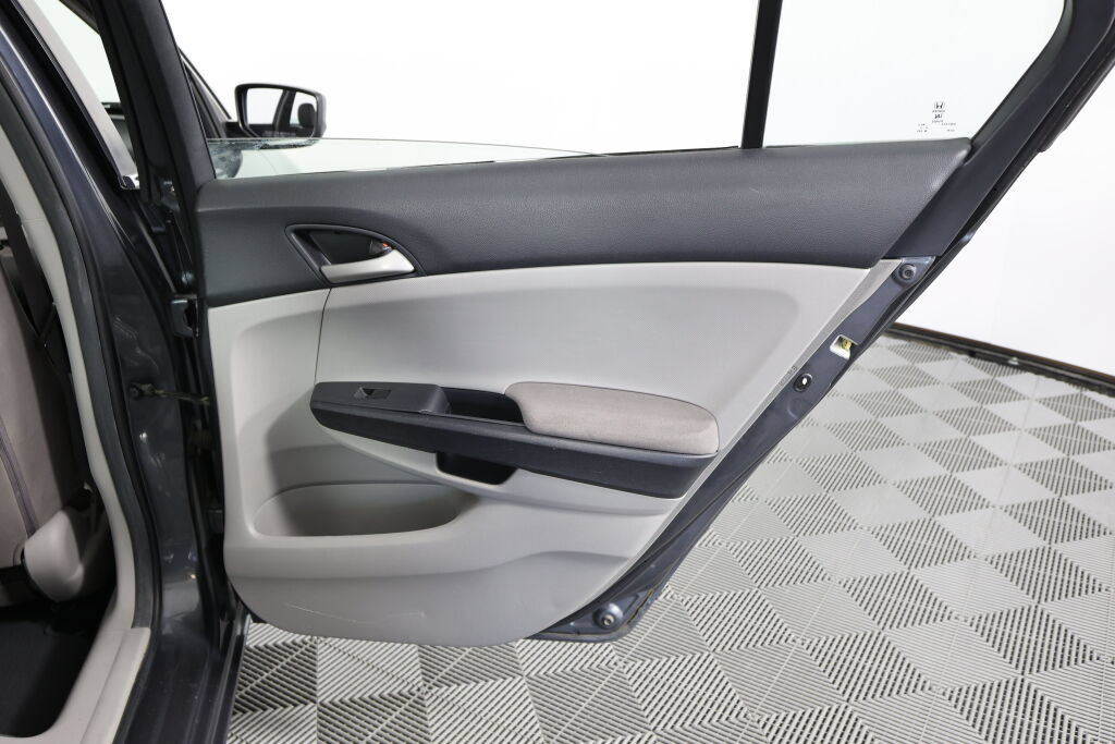 Used 2012 Honda Accord LX image 23