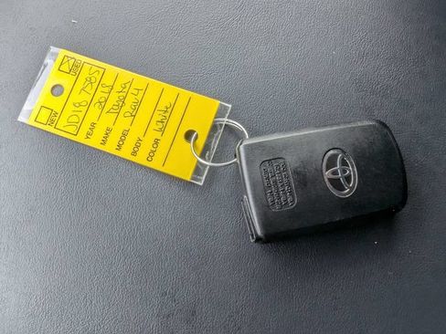 Used 2018 Toyota RAV4 Limited w/ Advanced Technology Package AWD/4WD image 12