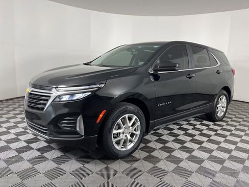 Used 2023 Chevrolet Equinox LT w/ LPO, Floor Liner Package image 5