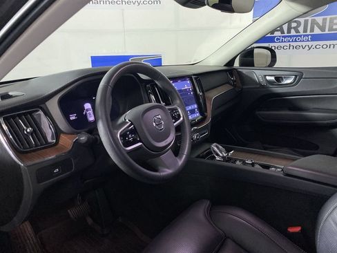 Used 2023 Volvo XC60 B5 Ultimate w/ Climate Package AWD/4WD image 15