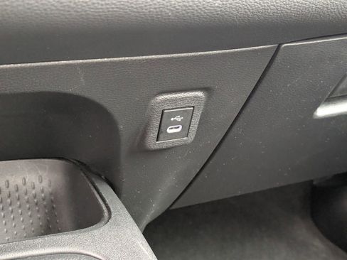 Used 2024 Toyota Corolla LE image 25