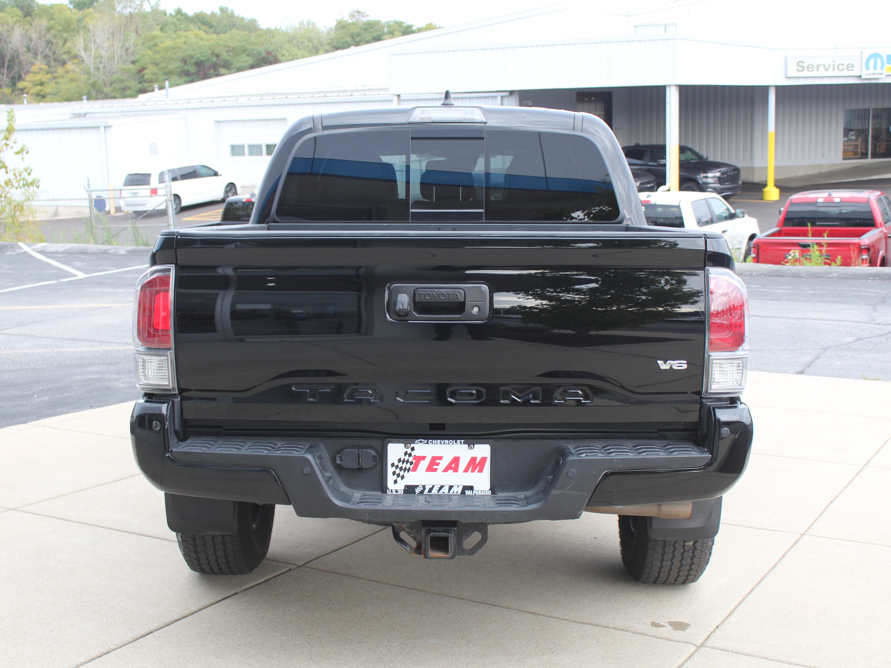 Used 2023 Toyota Tacoma TRD Off-Road w/ TRD Premium Off Road Package AWD/4WD image 7