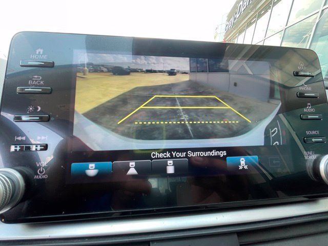 Used 2020 Honda Accord Touring image 11