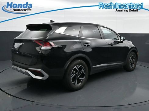 Used 2025 Kia Sportage LX FWD image 10