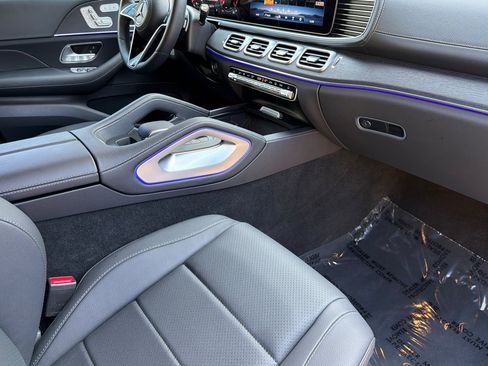 Used 2025 Mercedes-Benz GLE 450 4MATIC Coupe w/ Night Package image 15