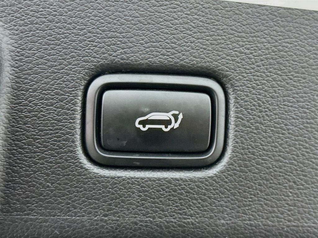 Used 2021 Kia Telluride EX w/ Towing Package AWD/4WD image 32