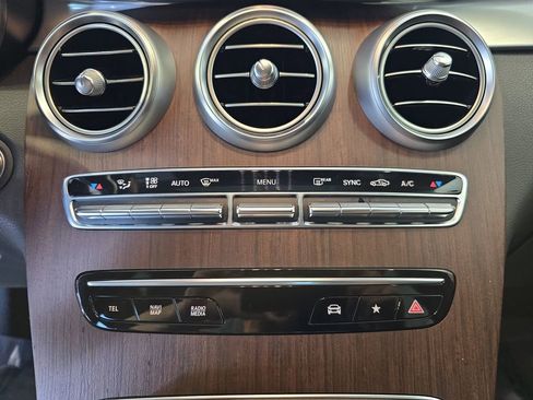 Certified 2022 Mercedes-Benz GLC 300 4MATIC image 25