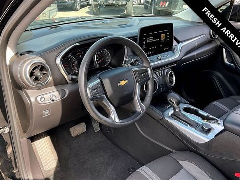 Used 2024 Chevrolet Blazer LT w/ Convenience Package image 16