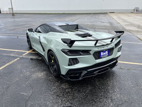 Used 2024 Chevrolet Corvette Stingray Premium Conv w/ Z51 Performance Package RWD image 4