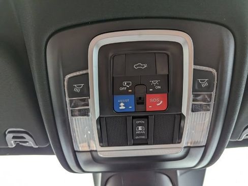 Used 2023 RAM 1500 Limited AWD/4WD image 21