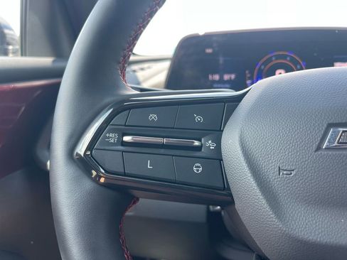 Used 2024 Chevrolet Traverse RS w/ LPO, Floor Liner Package AWD/4WD image 17