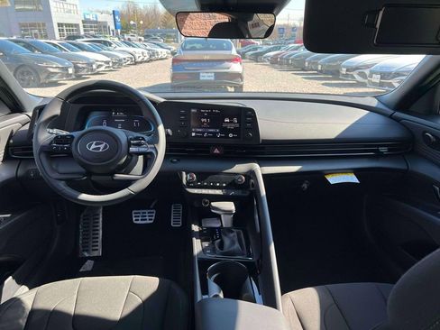 New 2026 Hyundai Elantra SEL Sport Premium FWD image 11