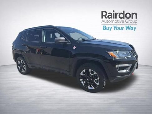 Used 2017 Jeep Compass Trailhawk w/ Leather Interior Group AWD/4WD image 1