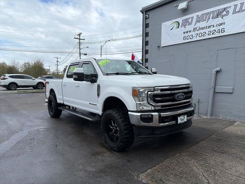Used 2020 Ford F350 Lariat w/ Lariat Value Package AWD/4WD image 2