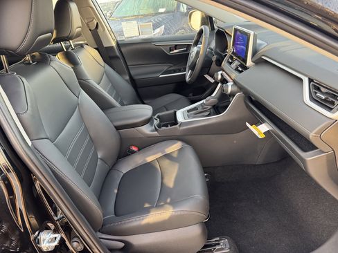New 2025 Toyota RAV4 XLE Premium image 8
