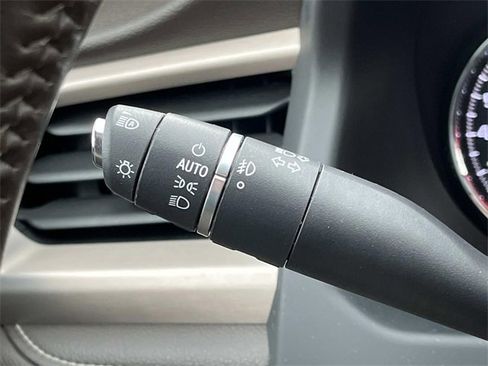 Used 2019 GMC Acadia Denali image 45