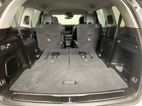 Used 2023 Jeep Grand Cherokee L Limited w/ Black Appearance Package image 30