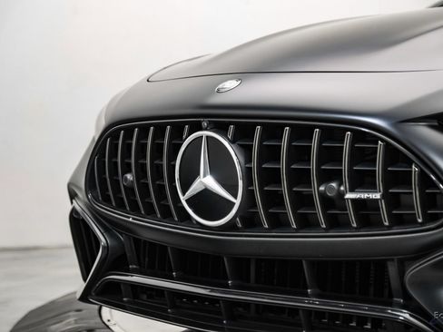 Used 2024 Mercedes-Benz SL 63 AMG S e Performance 4MATIC image 40
